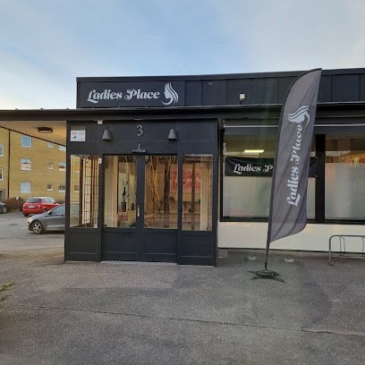 foto av Ladies Place
