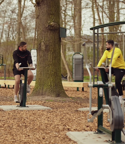 foto av Utegym Karlslundsparken